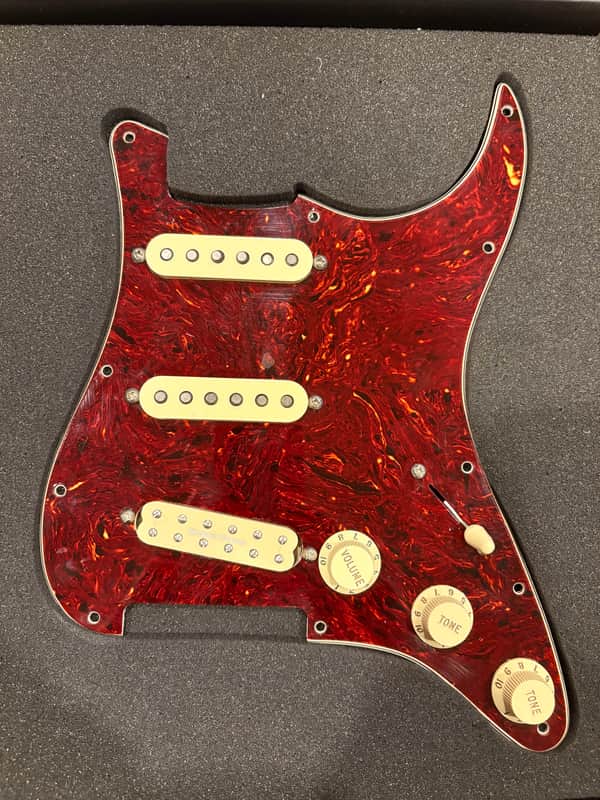 Fender Fender Stratocaster SSS 57/62 Prewired Pickguard (w/ Seymour Duncan SJBJ-1b JB Jr. Bridge) - Tortoise Shell image 1