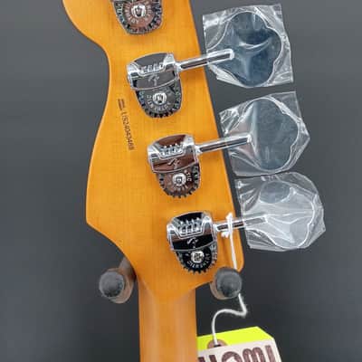 Fender American Ultra II Meteora Bass with Ebony Fretboard 2024 - Present - Ultraburst 8lbs 4oz image 6