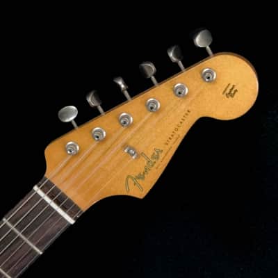 Fender Dealer Exclusive Vintera Road Worn '60s Stratocaster, Rosewood Fingerboard, 3-Color Sunburst, Deluxe Hardshell Case image 7