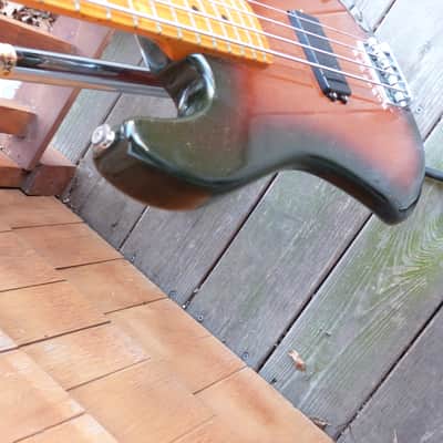 G&L L-1000 bass bartolini pickup - Sunburst image 12