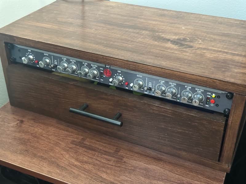 AEA RPQ3 2-Channel Ribbon Microphone Preamp with CurveShaper 2023 - Present - Gray image 1