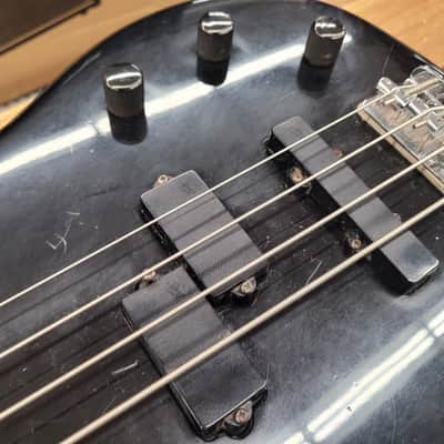 Peavey Foundation S 4 String Bass 1990s Black image 9