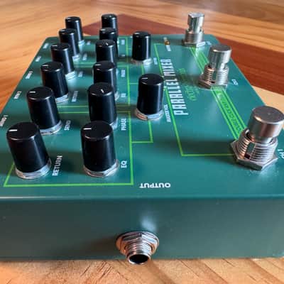Electro-Harmonix Tri Parallel Mixer Effects Loop Mixer/Switcher 2019 - Present - Green image 5