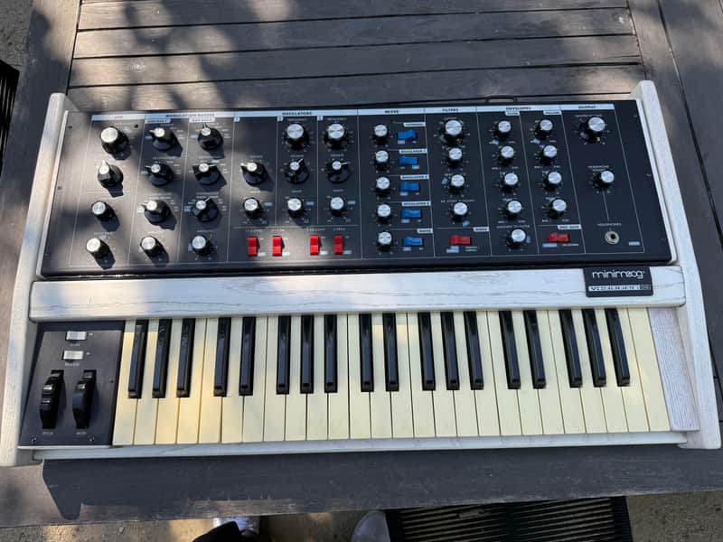 Moog Minimoog Voyager Old School 44-Key Monophonic Synthesizer 2008 - 2009 - Whitewash Cabinet image 1