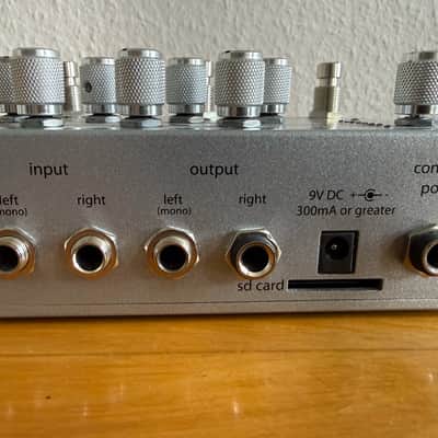 Empress Reverb 2010s - Graphic image 3