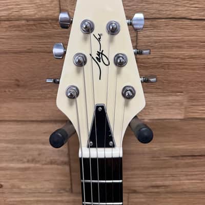Jay Turser JRV-24 Flying V Electric Guitar -24" scale - Vintage White image 7