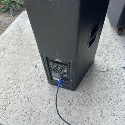 QSC KW152 2-Way 1000-Watt 15" Active Loudspeaker 2010s - Black image 3