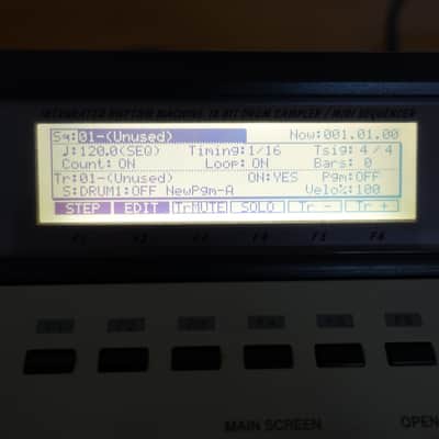 AKAI MPC2000xl se image 7