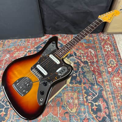 *Video* Fender Traditional II 60's Jaguar Alder 3 Tone Sunburst - 2017 image 4