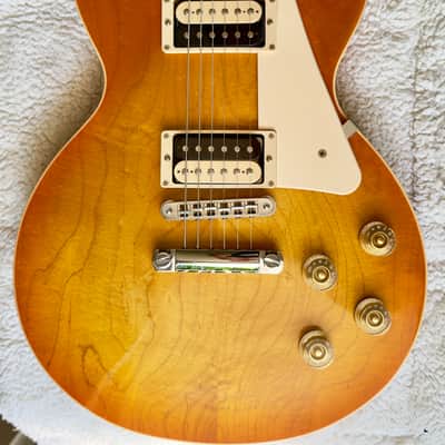 Gibson Les Paul Traditional Plain Top Zebra 2016 Lemon Burst image 1