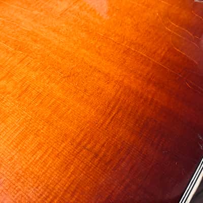 Gibson hummingbird 2003 - Burst image 6