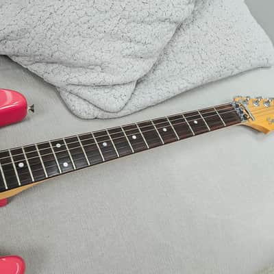 Fender Squier Stratocaster 1989 - Hot pink image 15