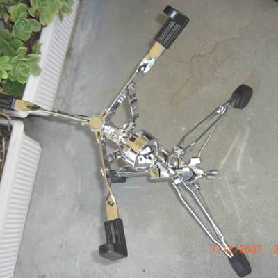 Gibralter swivel ball heavy duty double braced Snare Stand (Low Boy) Chrome image 12