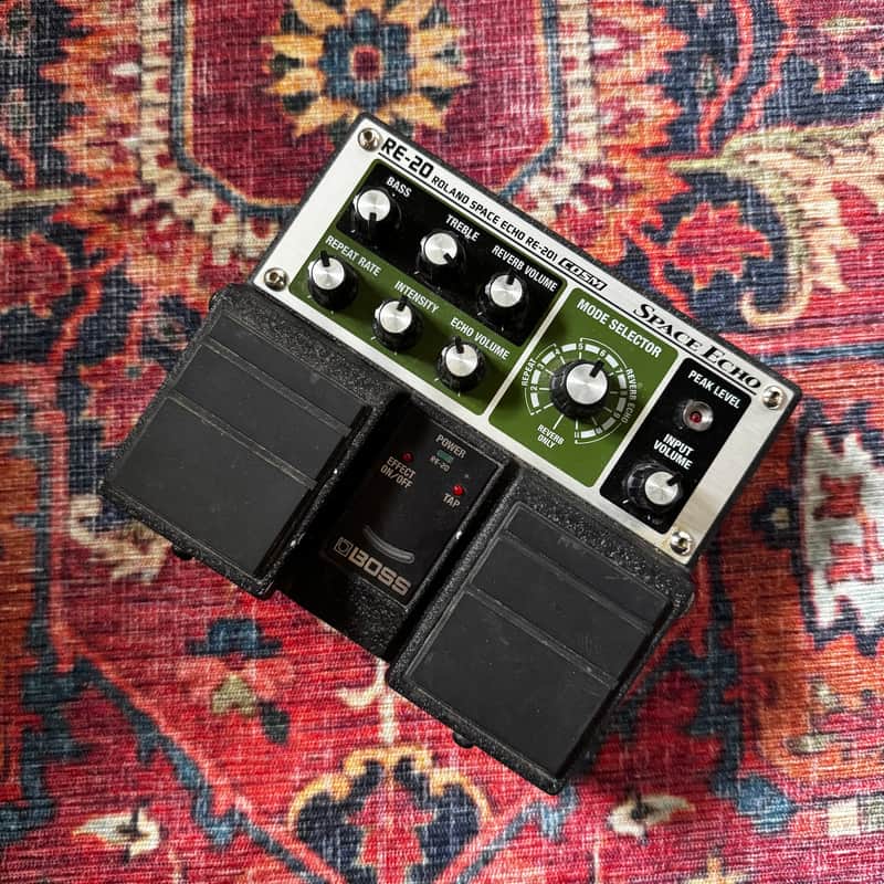 Boss RE-20 Space Echo