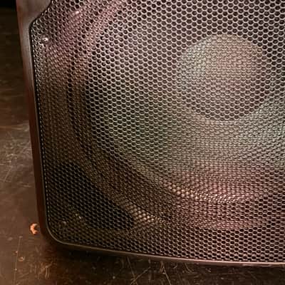Peavey PVXp 12 Bi-Amplified Powered PA Speaker Enclosure - 800W Peak - Good Condition image 4