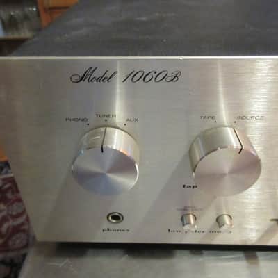 Marantz Model 1060 Stereo Console Amplifier 1971 - 1978 - Silver image 6