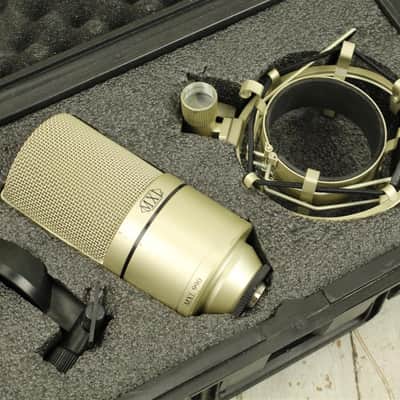 USED MXL 990 Condenser Microphone (010) image 4