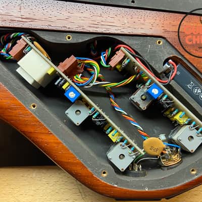 1986 Wal Mk1 4-String Bass Padauk Facings image 10