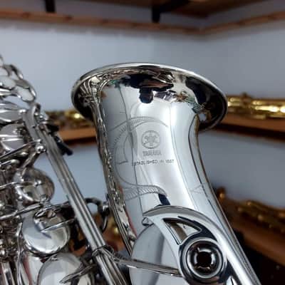 Yamaha YAS-62s Silver Alto Saxophone image 2