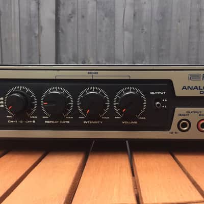 Roland DC-20 Analog Echo | Reverb