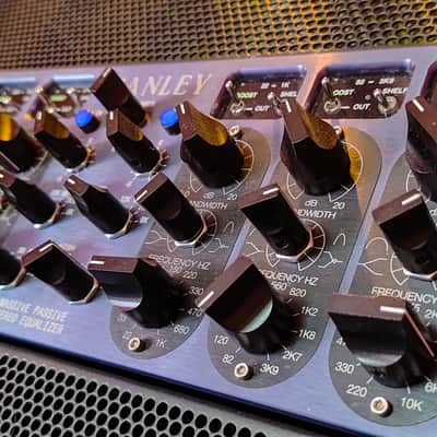 Manley Massive Passive Stereo Tube Equalizer – Excellent Condition image 4