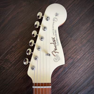 Fender Vintera '60s Jazzmaster Olympic White with Pau Ferro Fretboard image 4