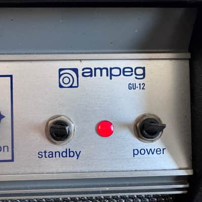 Ampeg GU-12 15-Watt 1x12" Guitar Combo 1970 - 1973 - Black image 3