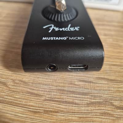 Fender Mustang Micro Guitar Headphone Amp 2021 - Present - Black image 7