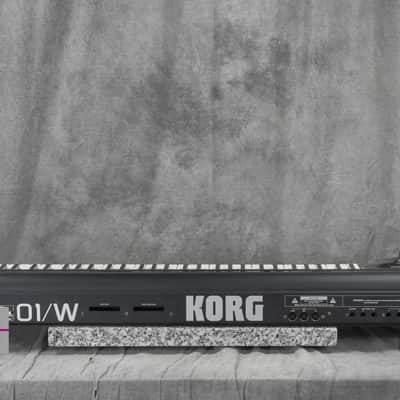 KORG 01/W Music Workstation synthesizer in Good condition. image 12
