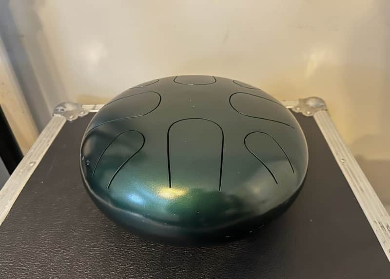 Pearl PMTD8AM/689 10" 8 Note Tongue Drum - A Minor 2010s - Green Burst image 1