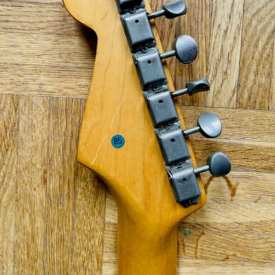 Fender ST57-85  | MIJ 1985 | E-Serial | Lacquer image 12