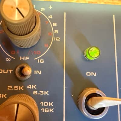 Orban 622B Dual-Channel 4-Band Parametric Equalizer- Blue image 11