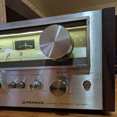 Pioneer SX-680 1978 - 1980 Silver Restored image 5