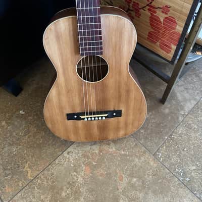 Oahu Parlor guitar 1929 - Spruce top, birch back and sides image 2