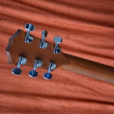 Taylor Steelstring Dreadnought guitar Academy 10e with pickup system+Taylor gig bag * sounds/plays/looks great * top quality made in Mexico * a fine player's instrument for a good price image 9