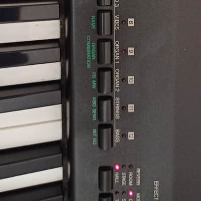 Yamaha P 200 image 11