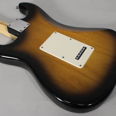 2005 Fender 50th Anniversary American Stratocaster 2-Color Sunburst w/OHSC image 11