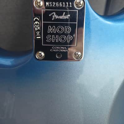 Fender Mod Shop (American Pro II) Stratocaster 2025 - Skyburst metallic image 10