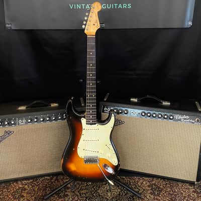 1961 Fender Stratocaster Sunburst - Slab Board. image 16