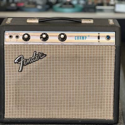 Fender Champ 6-Watt 1x8" Guitar Combo 1974 - Silverface image 1