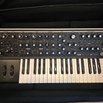 Moog Subsequent 37 Synth 2019 - Black with Analog Cases soft case