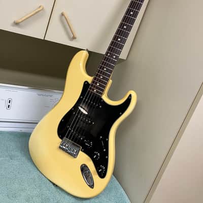 1977 Fender Stratocaster - Olympic White image 7