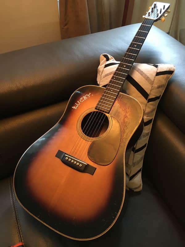 Martin D-28 Herringbone 1943 - Sunburst image 1