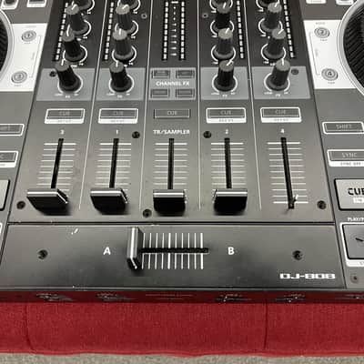 Roland DJ-808 DJ Controller - Black image 9