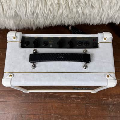 Vox VBM1 Brian May Special 10 Watt 1x6.5” Combo Amplifier! image 3