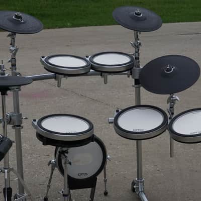 Yamaha DTX900 Series Electronic Drum Kit image 6