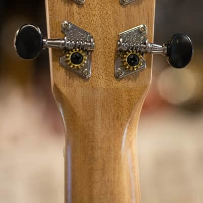 Lanikai LU Series Okoume Ukulele with Bag Tenor image 7