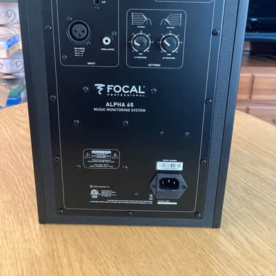 Focal Alpha 65 Evo Powered Studio Monitor (Pair) 2019 - Black image 8