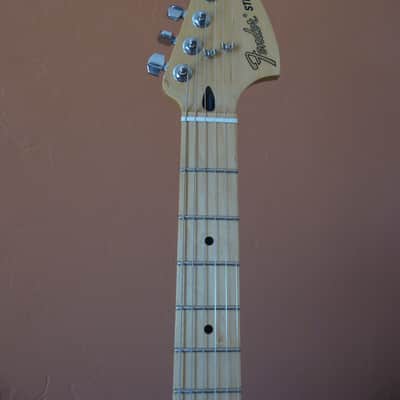 Fender Stratocaster Deluxe Road House 2014 - Gloss image 4