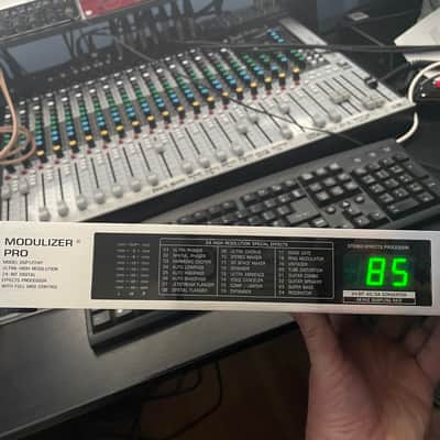 Behringer Modulizer Pro DSP1224P 2000 image 6